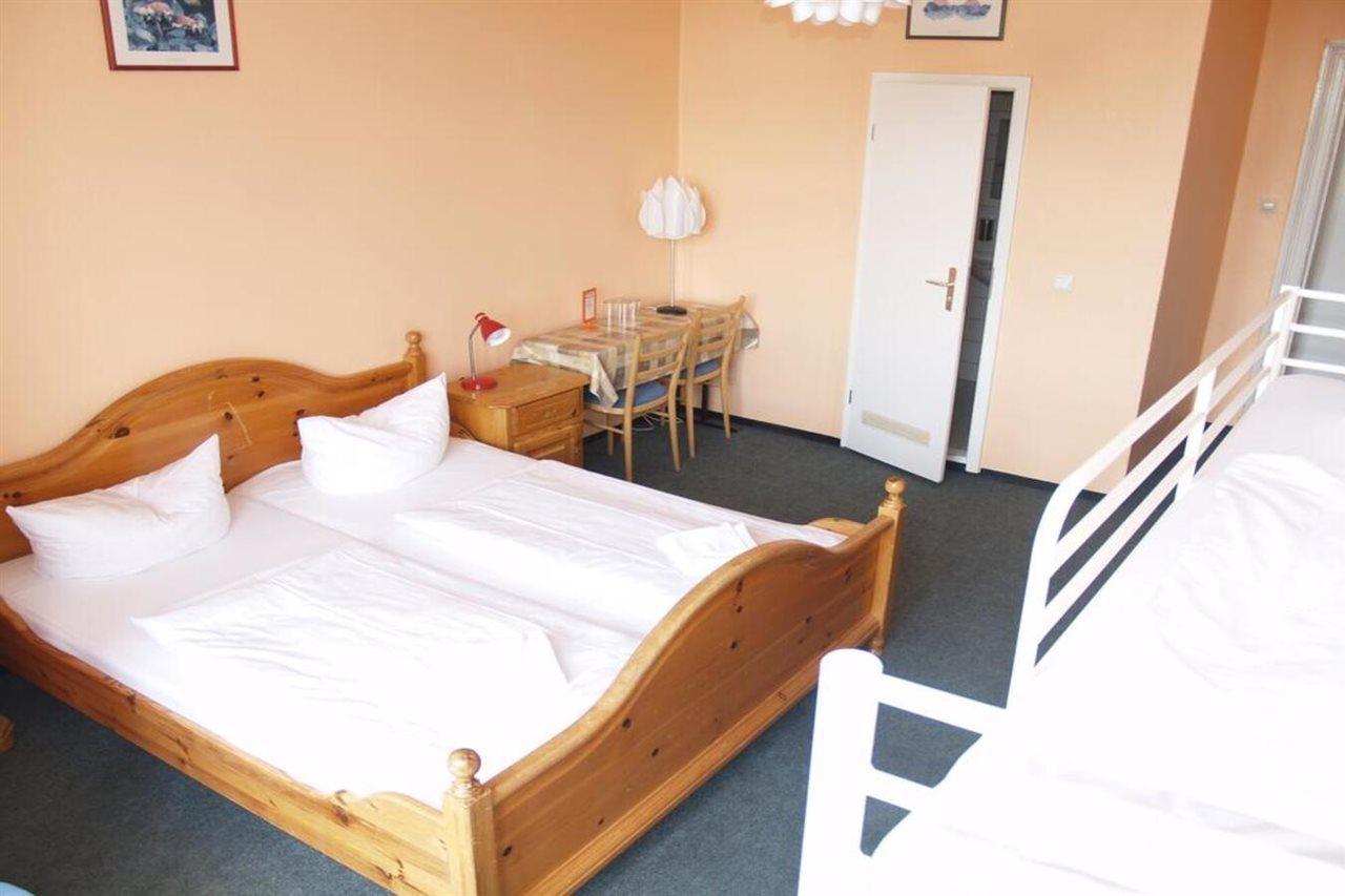 Happy Go Lucky Hotel + Hostel Berlin Extérieur photo
